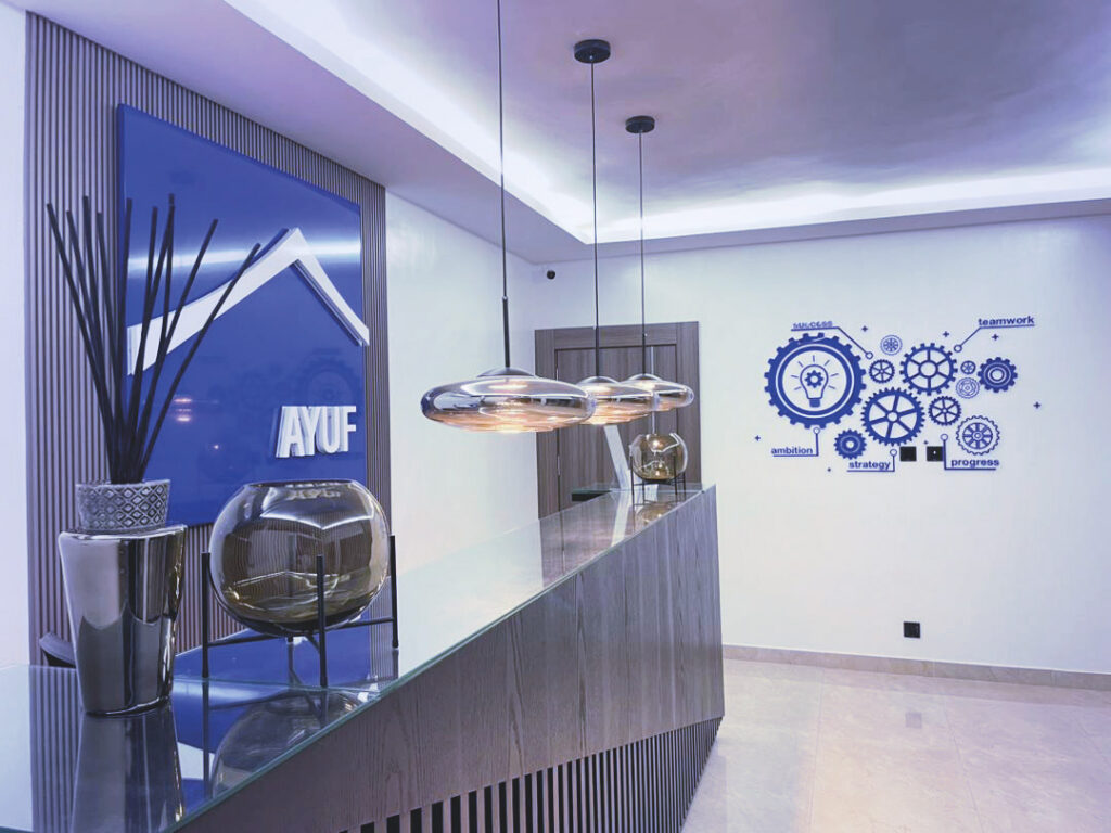 Ayuf Holding Côte d’Ivoire – expert en bâtiments modulaires, structures temporaires et solutions événementielles