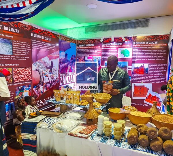 Ayuf Holding Côte d’Ivoire – expert en bâtiments modulaires, structures temporaires et solutions événementielles